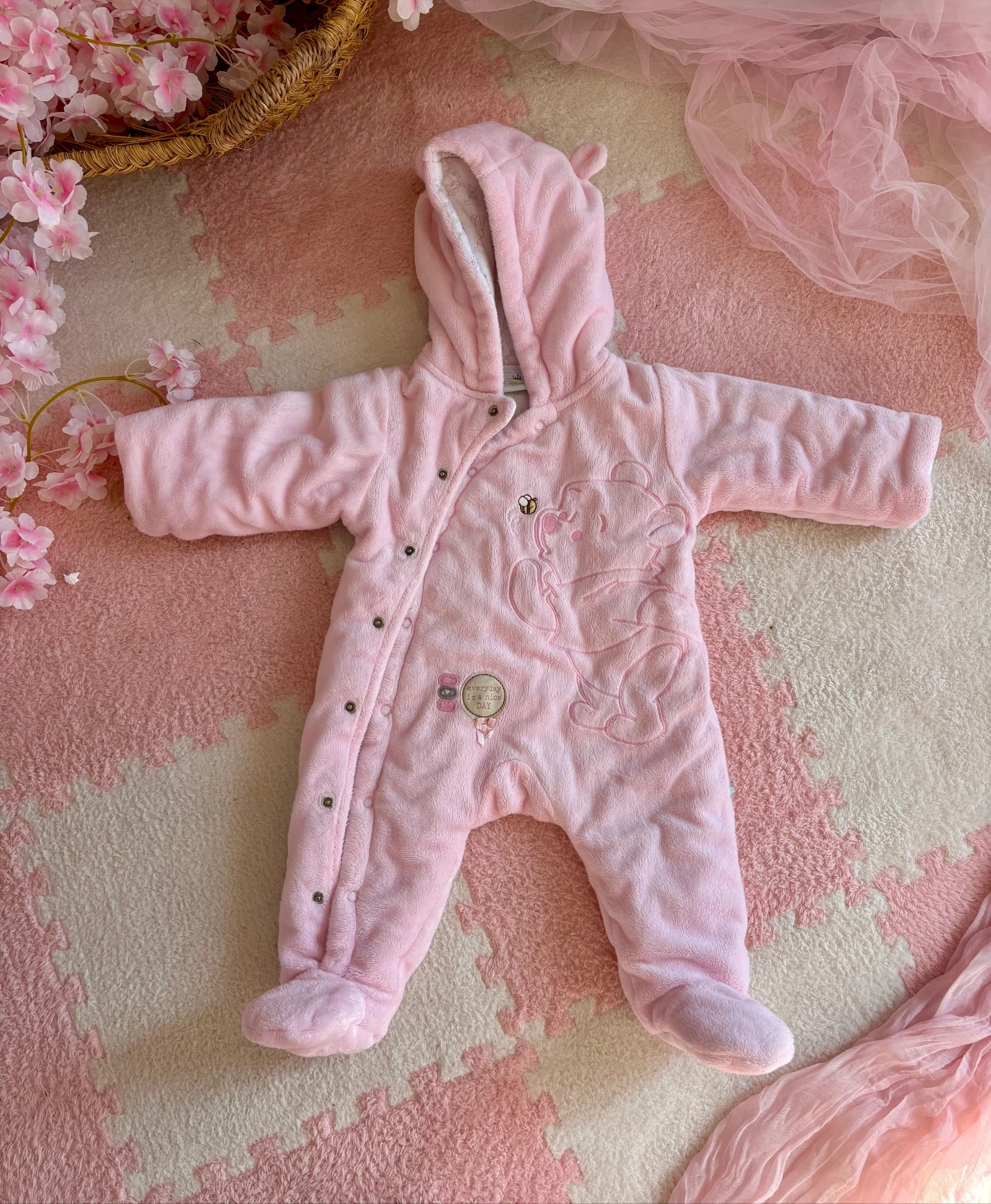 Combinaison pilote bébé fille rose à capuche – 3 mois – Winnie l’ourson - Comme neuve